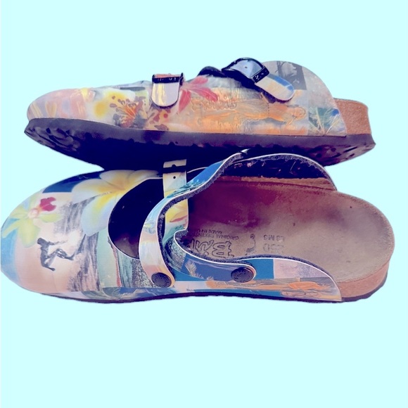 Birkenstock Original size 8, but fits a foot size 8 1/2. Like new. - Picture 3 of 6